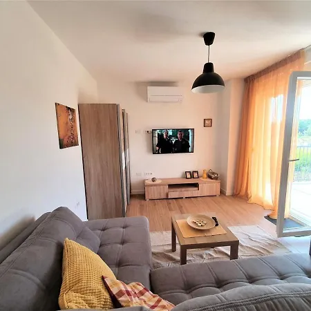 Guest house House Lucija Family For Max 6 Persons With Pool In *