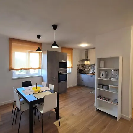 House Lucija Family For Max 6 Persons With Pool In Porec