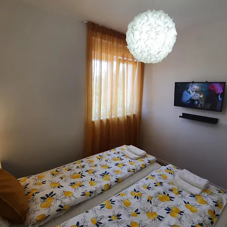 House Lucija Family For Max 6 Persons With Pool In *