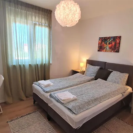 House Lucija Family For Max 6 Persons With Pool In * Porec