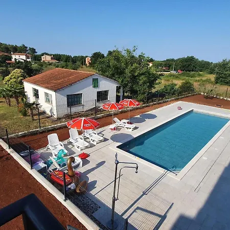 House Lucija Family For Max 6 Persons With Pool In * Porec