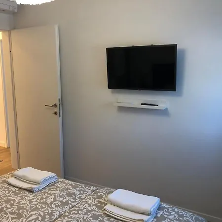 House Lucija Family For Max 6 Persons With Pool In Guest house Porec