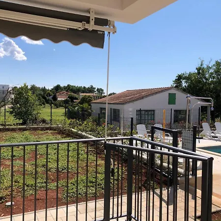 House Lucija Family For Max 6 Persons With Pool In Guest house