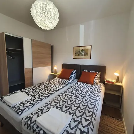 House Lucija Family For Max 6 Persons With Pool In Guest house